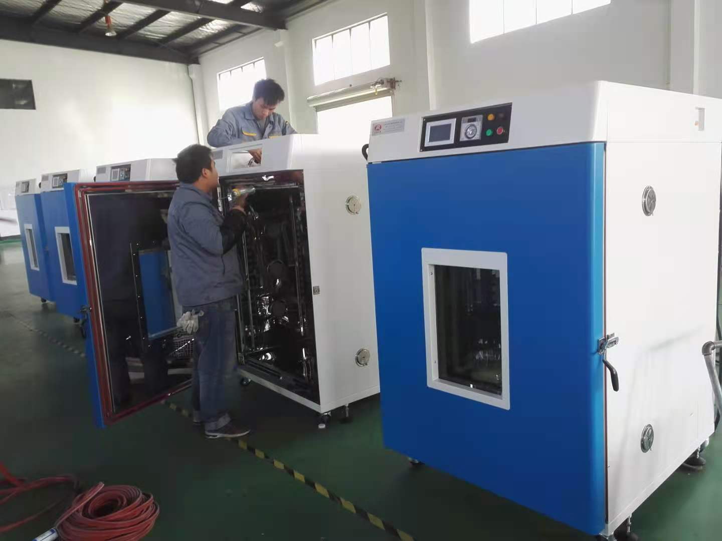 ���䣬���������L(f��ng)�����佻���Ϻ��������I(y��)�ɷ����޹�˾